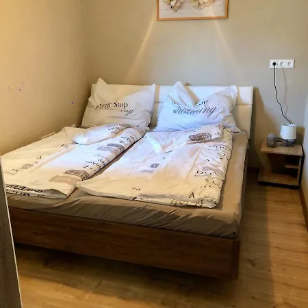 Erik Apartman Apartmán *